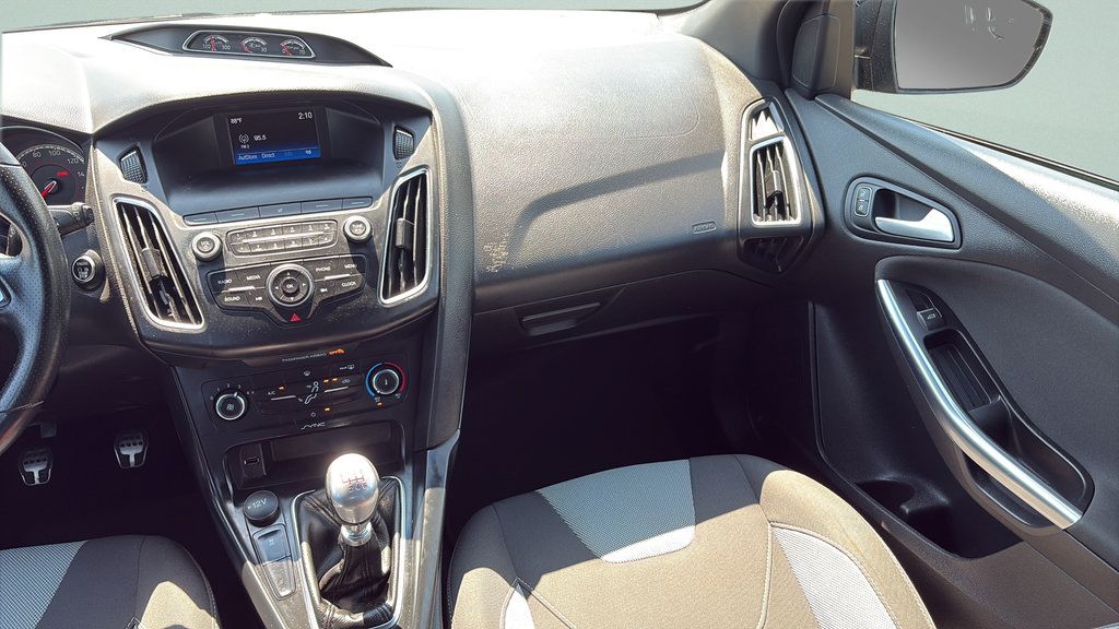 Used 2018 Ford Focus ST FWD image 14