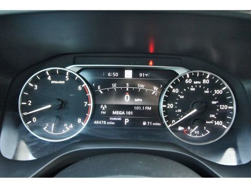 Used 2021 Nissan Rogue SL w/ Premium Package FWD image 16