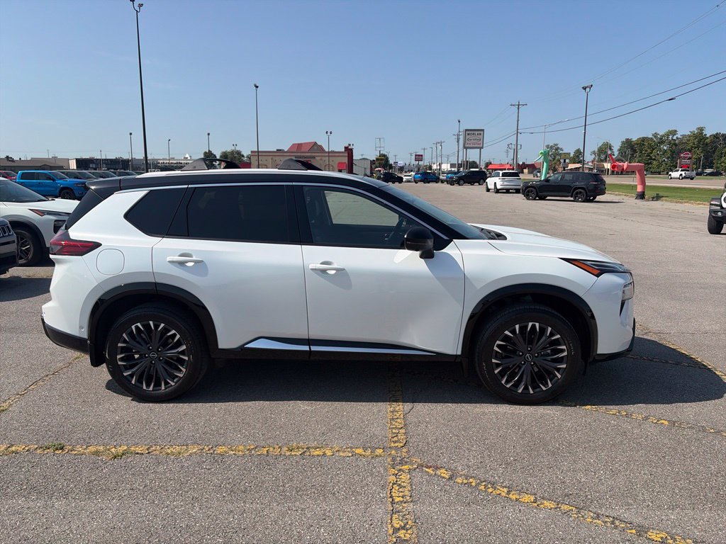 Used 2026 Nissan Rogue Platinum w/ Platinum Premium Package AWD/4WD image 7