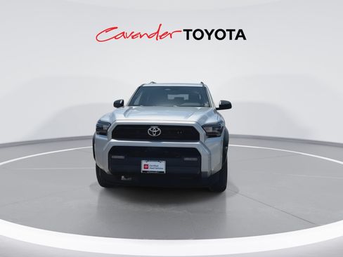 Certified 2026 Toyota 4Runner SR5 AWD/4WD image 3
