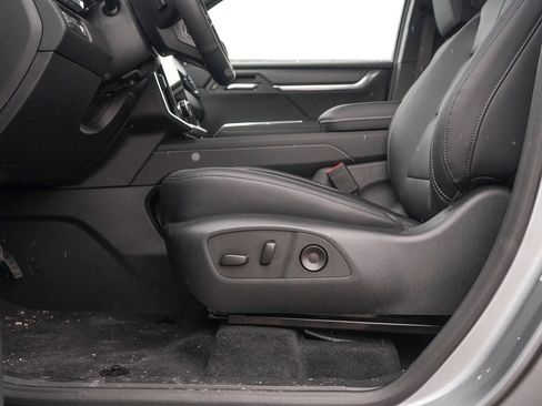 New 2026 GMC Acadia Elevation w/ Elevation Premium Package image 18