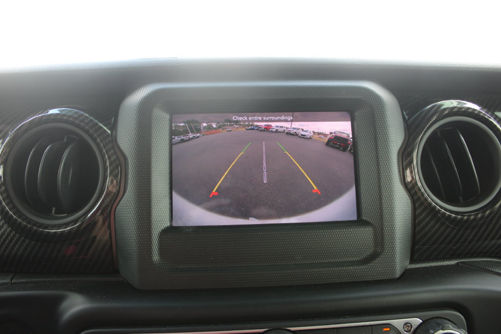 Used 2022 Jeep Wrangler Sport AWD/4WD image 41