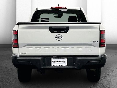 Certified 2025 Nissan Frontier S image 3
