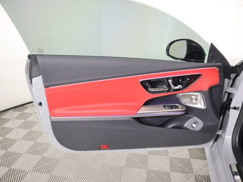 New 2026 Mercedes-Benz CLE 300 4MATIC Coupe image 23