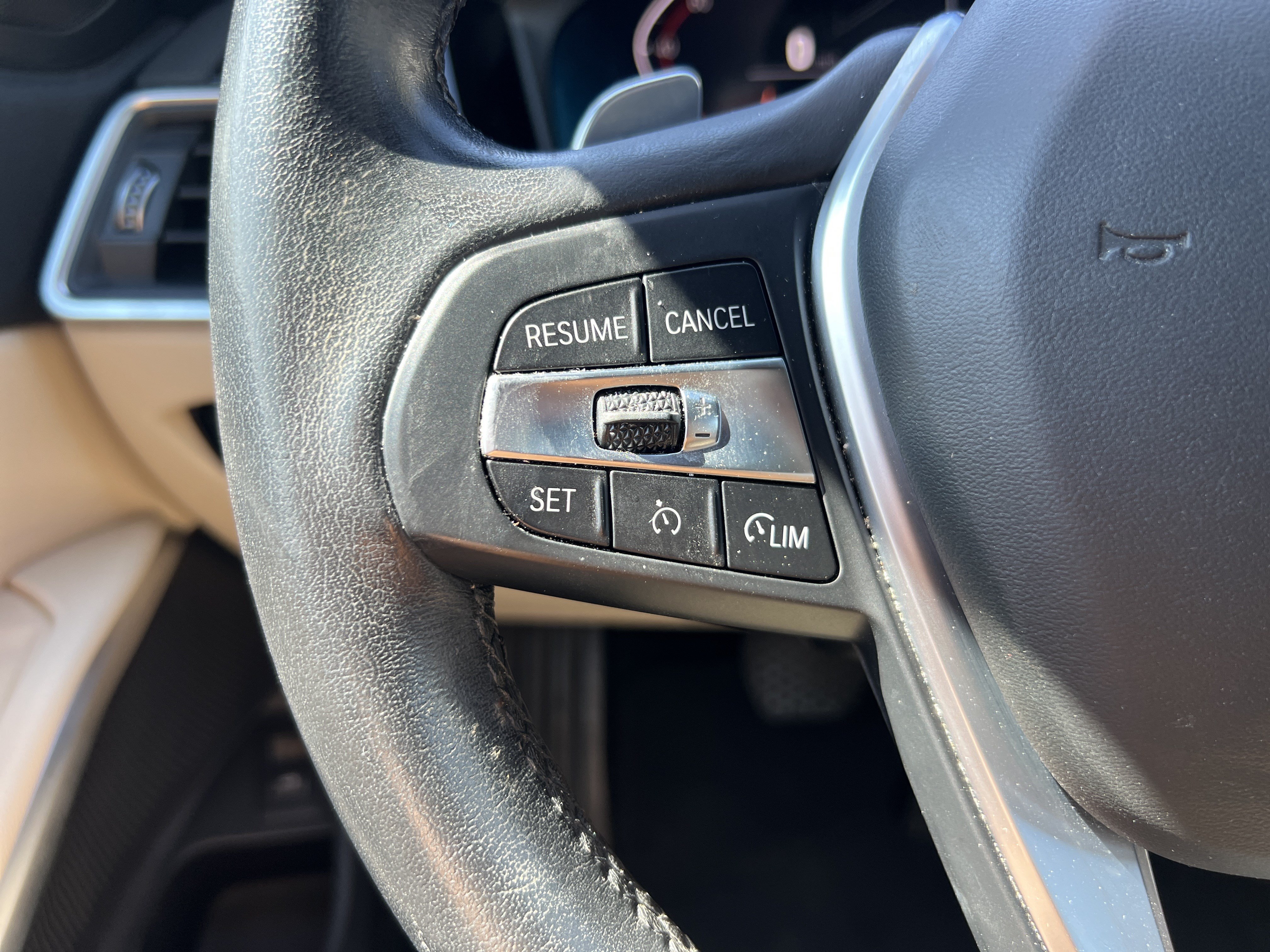 Used 2020 BMW 330i Sedan w/ Convenience Package RWD image 19