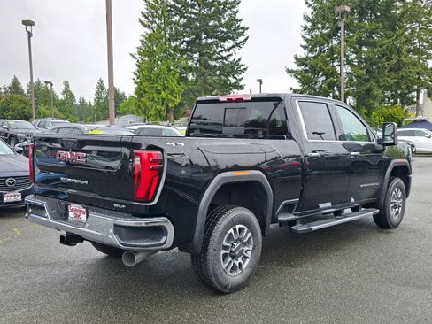 New 2025 GMC Sierra 3500 SLT w/ SLT Premium Package image 7