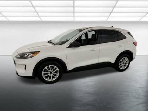 Used 2022 Ford Escape SE w/ Convenience Package FWD image 4