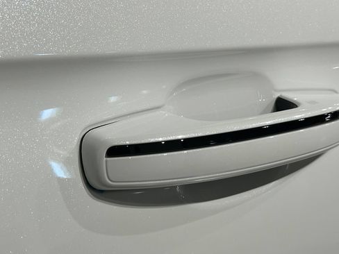 New 2026 Lincoln Navigator Reserve w/ Jet Appearance Package AWD/4WD image 21