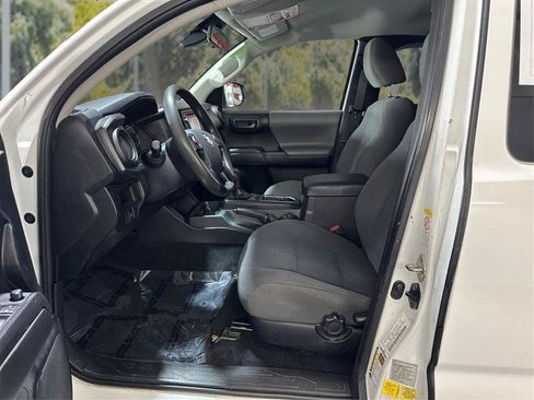 Used 2019 Toyota Tacoma SR RWD image 9