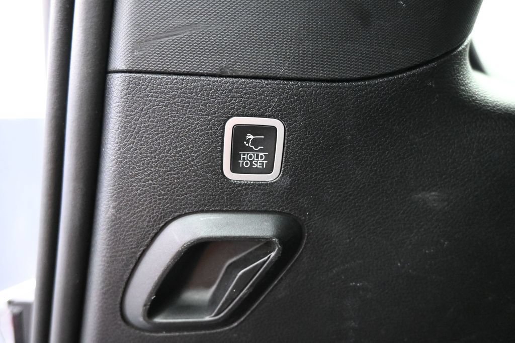 Used 2024 Jeep Wagoneer Series II AWD/4WD image 29