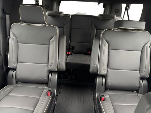 New 2026 Chevrolet Suburban Premier w/ Sun And Tow Package image 13