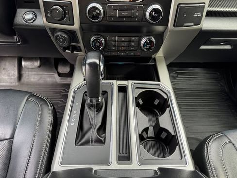 Used 2019 Ford F150 Lariat w/ Equipment Group 502A Luxury AWD/4WD image 12