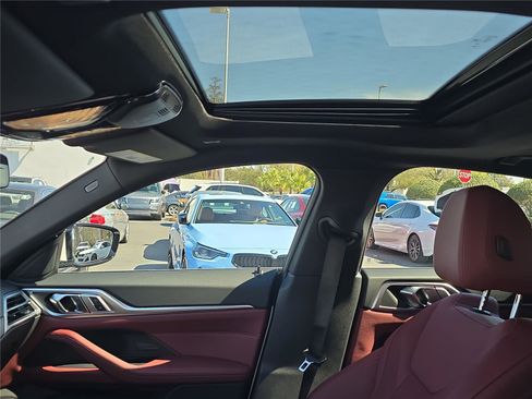 Used 2025 BMW i4 eDrive40 image 26