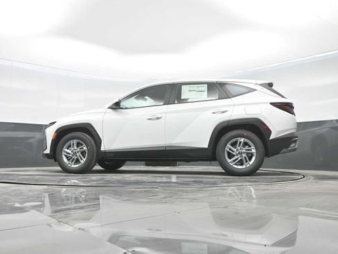 New 2026 Hyundai Tucson SE image 25