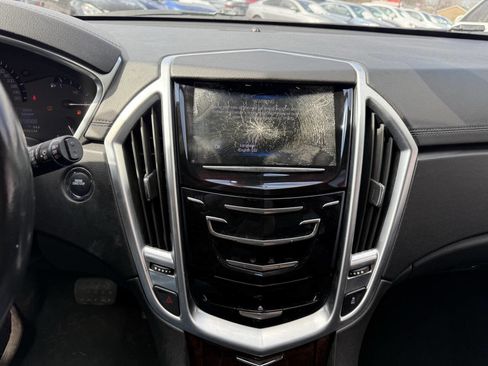 Used 2016 Cadillac SRX Luxury image 23