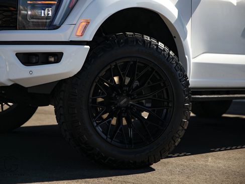 Used 2022 Ford F150 Raptor w/ Equipment Group 801A High AWD/4WD image 7