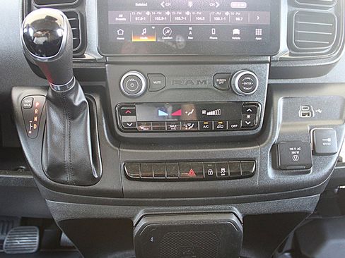 Used 2023 RAM ProMaster 2500 w/ Premium Convenience Group (B) image 28