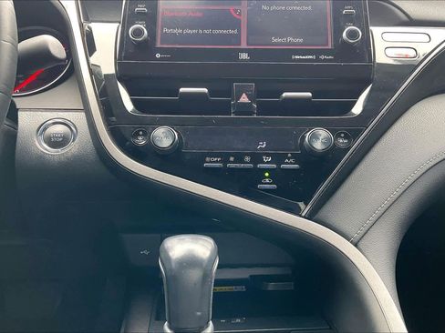 Certified 2022 Toyota Camry XSE image 32