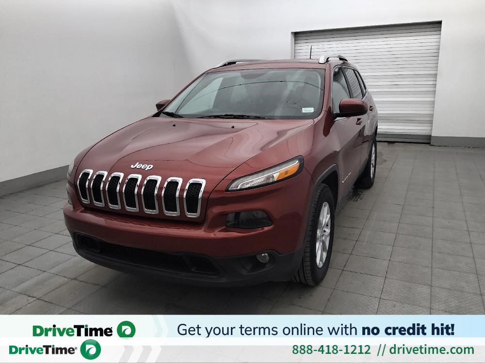 Used 2017 Jeep Cherokee Latitude w/ Comfort/Convenience Group AWD/4WD image 1