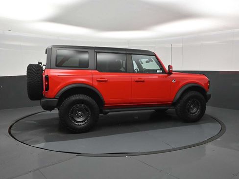 Used 2024 Ford Bronco Outer Banks AWD/4WD image 9