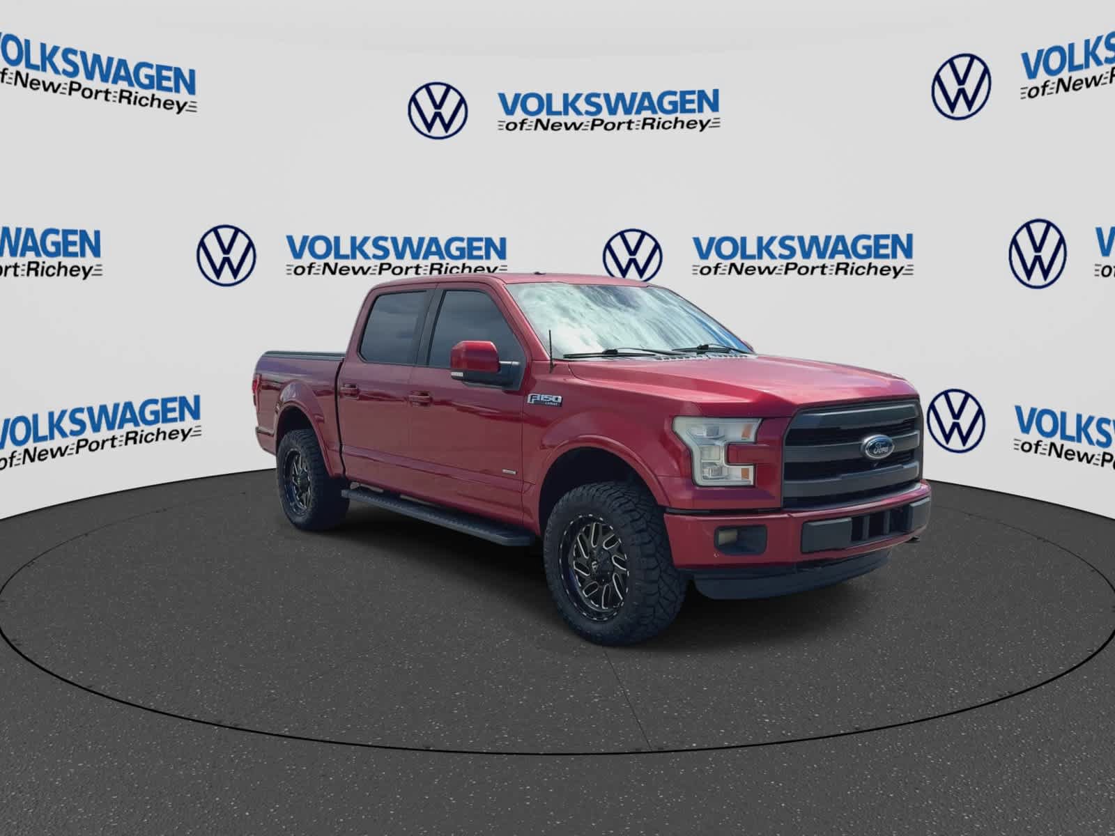 Used 2016 Ford F150 Lariat w/ Equipment Group 502A Luxury AWD/4WD image 2