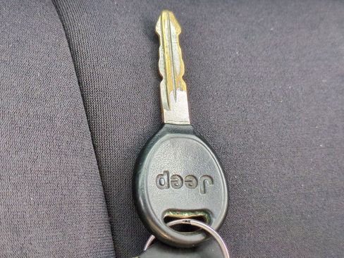 Used 2004 Jeep Wrangler Sport w/ Dual Top Group image 25