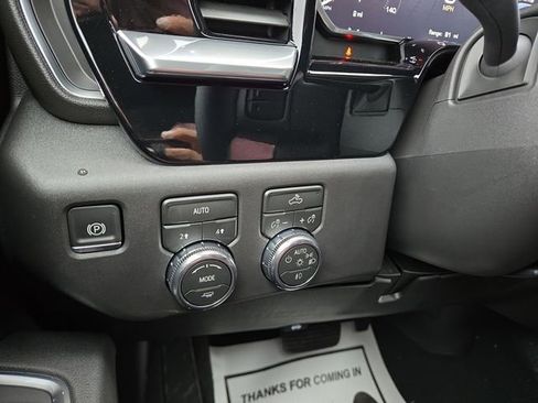 New 2026 GMC Sierra 1500 Elevation image 22