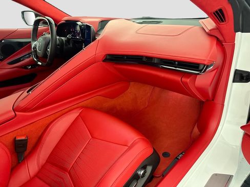 Used 2024 Chevrolet Corvette Z06 w/ Stealth Interior Trim Package RWD image 29