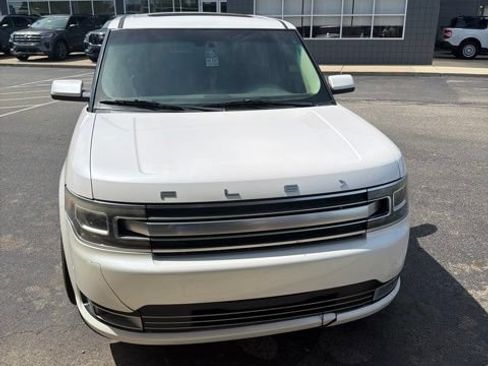 Used 2013 Ford Flex Limited FWD image 3
