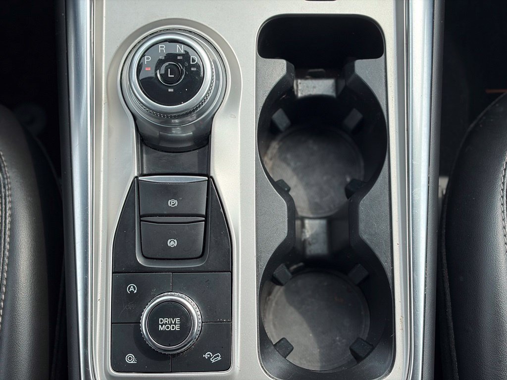 Used 2023 Ford Explorer XLT w/ Equipment Group 202A AWD/4WD image 28