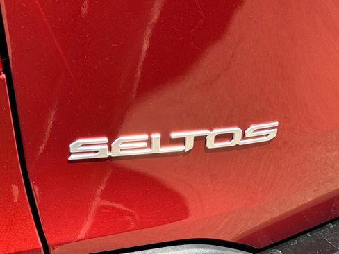 Used 2024 Kia Seltos S FWD image 10