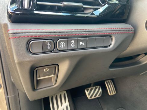 Used 2023 Acura MDX A-Spec image 13