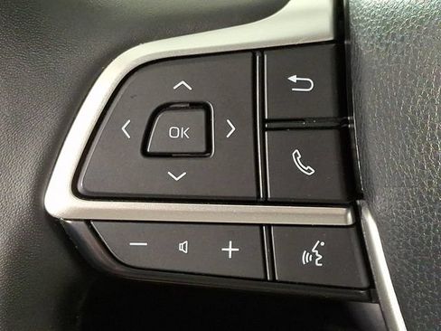 Used 2024 Toyota Grand Highlander AWD image 22