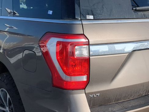 Used 2019 Ford Expedition XLT w/ Equipment Group 201A image 11