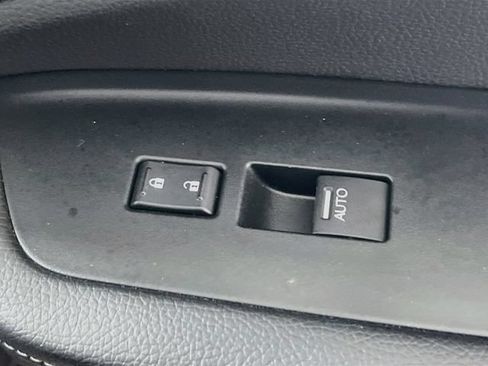 Used 2023 Honda Passport EX-L image 32