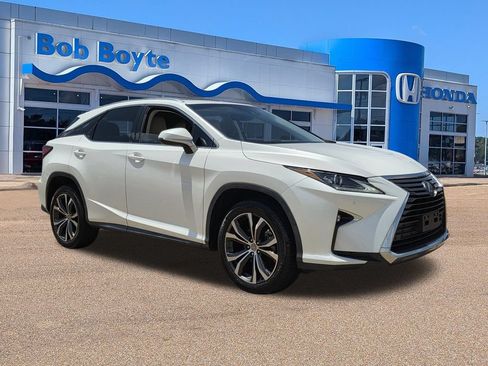 Used 2017 Lexus RX 350 FWD w/ Premium Package image 3