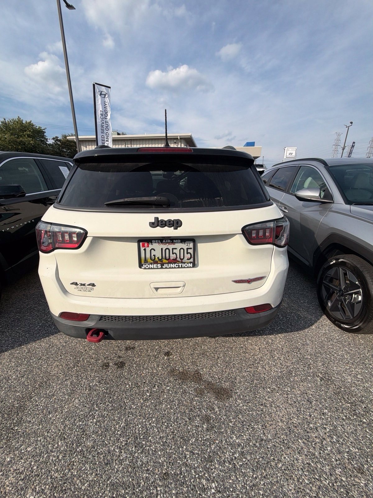 Used 2017 Jeep Compass Trailhawk w/ Cold Weather Group AWD/4WD image 2