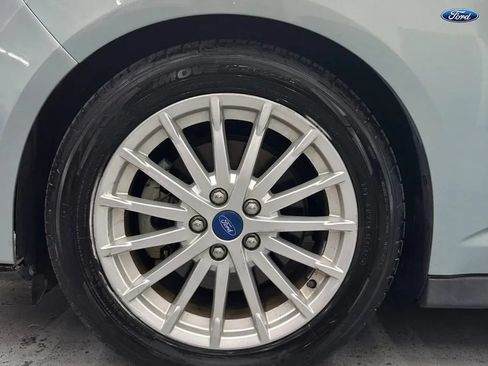 Used 2013 Ford C-MAX Energi SEL FWD image 26