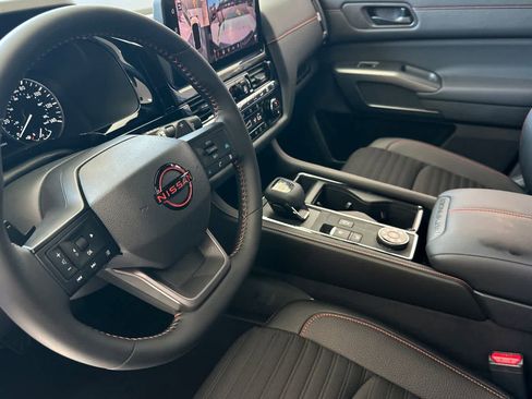 New 2026 Nissan Pathfinder Rock Creek image 12