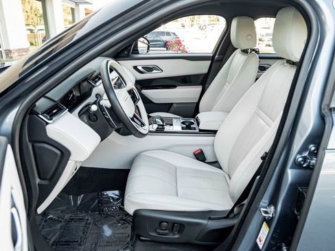 Used 2022 Land Rover Range Rover Velar R-Dynamic S image 14