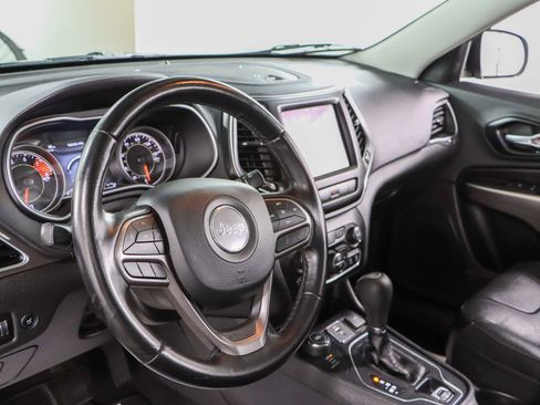 Used 2021 Jeep Cherokee Latitude Lux w/ Sun & Sound Group AWD/4WD image 23