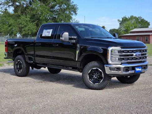 New 2026 Ford F250 Lariat w/ Tremor Off-Road Package AWD/4WD image 2