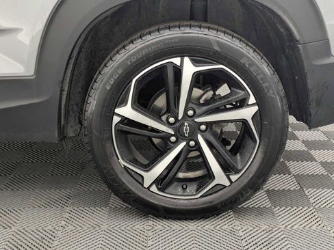 Used 2023 Chevrolet TrailBlazer RS AWD/4WD image 14