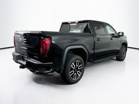 Used 2023 GMC Sierra 1500 AT4 w/ AT4 Preferred Package AWD/4WD image 9