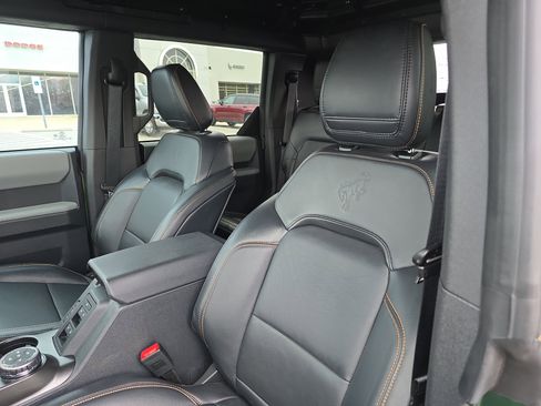 Used 2023 Ford Bronco Badlands image 20