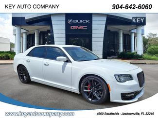 Used 2023 Chrysler 300 C RWD video 1