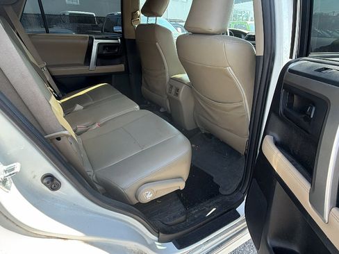 Used 2011 Toyota 4Runner SR5 w/ Convenience Pkg image 22
