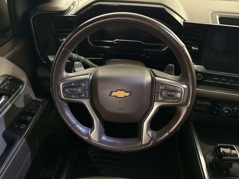 Certified 2023 Chevrolet Silverado 1500 LTZ w/ Z71 Off-Road Package image 17