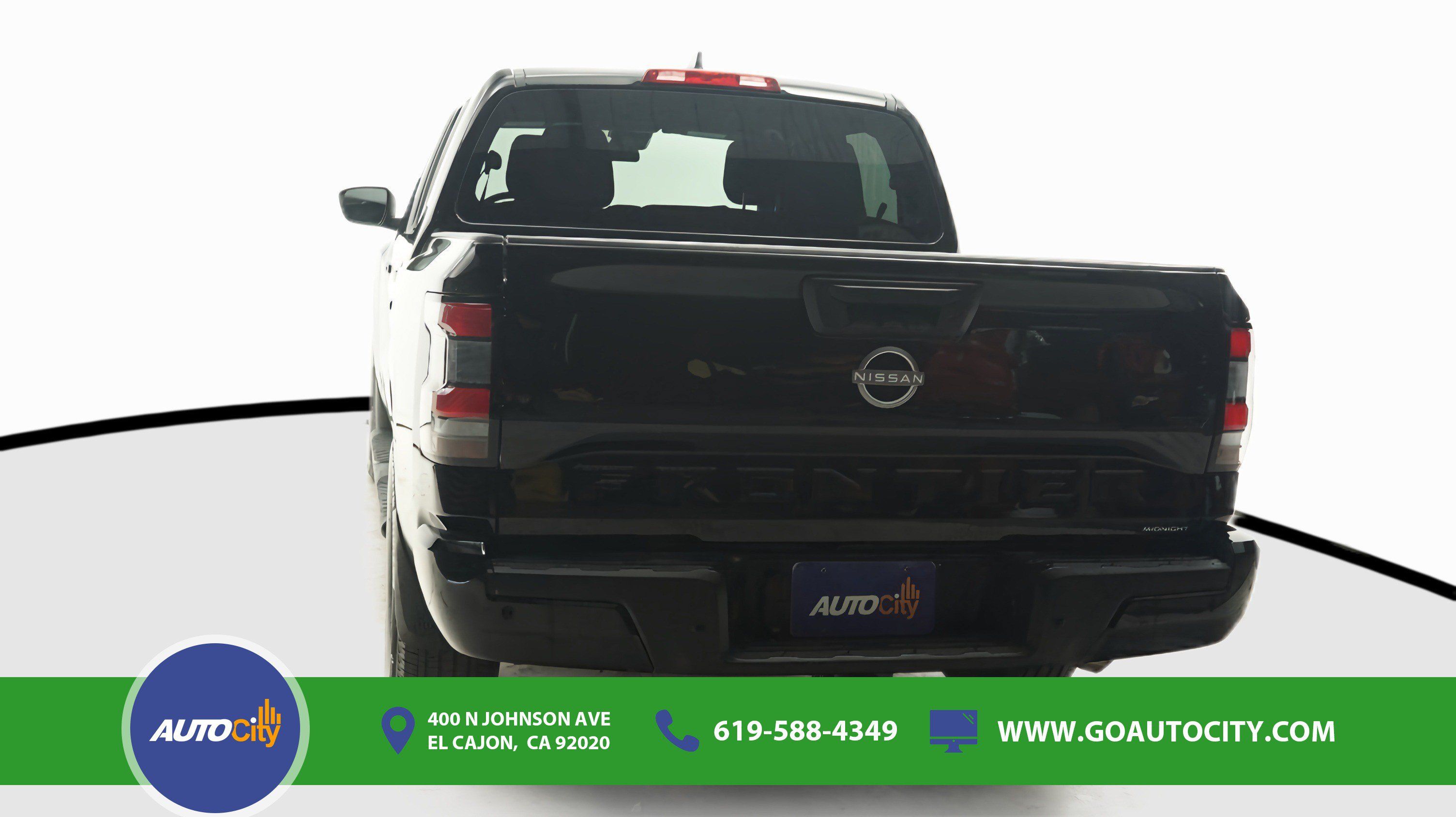Used 2023 Nissan Frontier SV w/ Midnight Edition Package RWD image 15