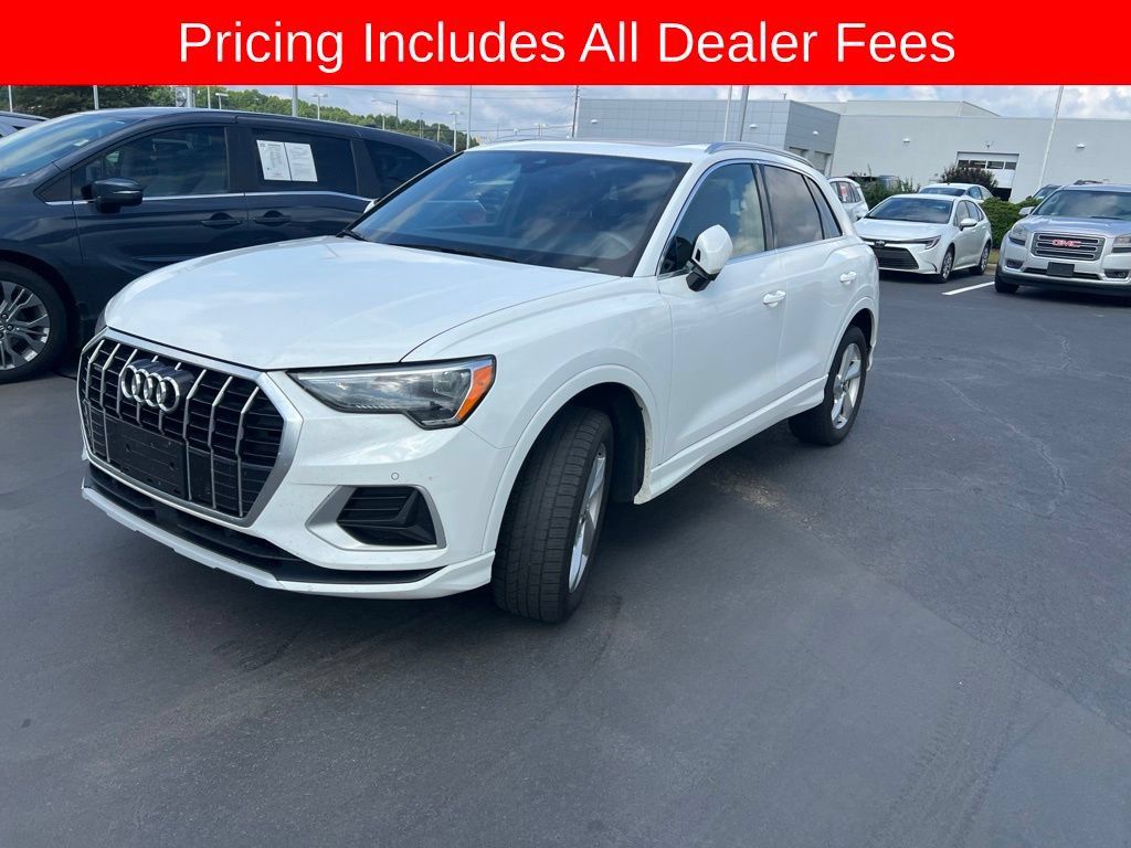 Used 2021 Audi Q3 2.0T Premium w/ Convenience Package AWD/4WD image 4